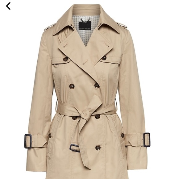 Banana Republic Jackets & Blazers - Banana Republic Classic Trench Coat